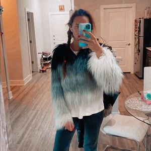Marciano fluffy jacket